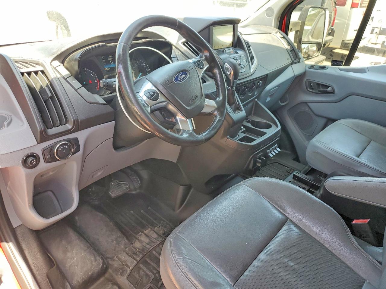 2017 FORD TRANSIT T-250 photo 15