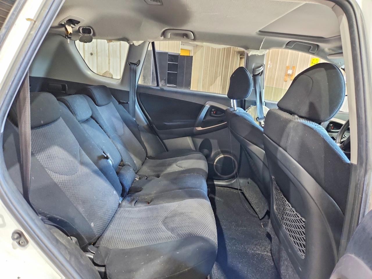 2006 TOYOTA RAV4 SPORT photo 31