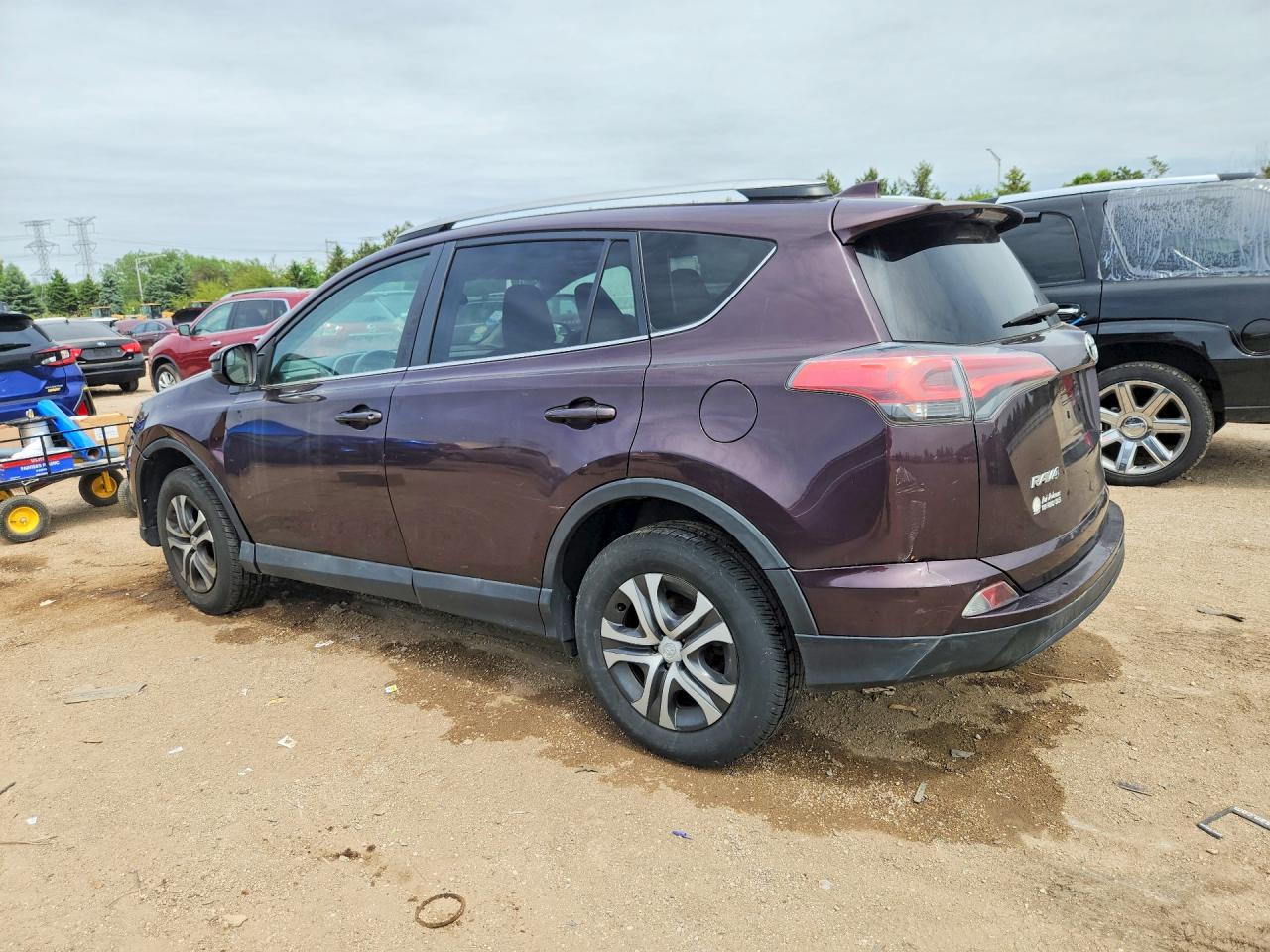 2016 TOYOTA RAV4 LE photo 2