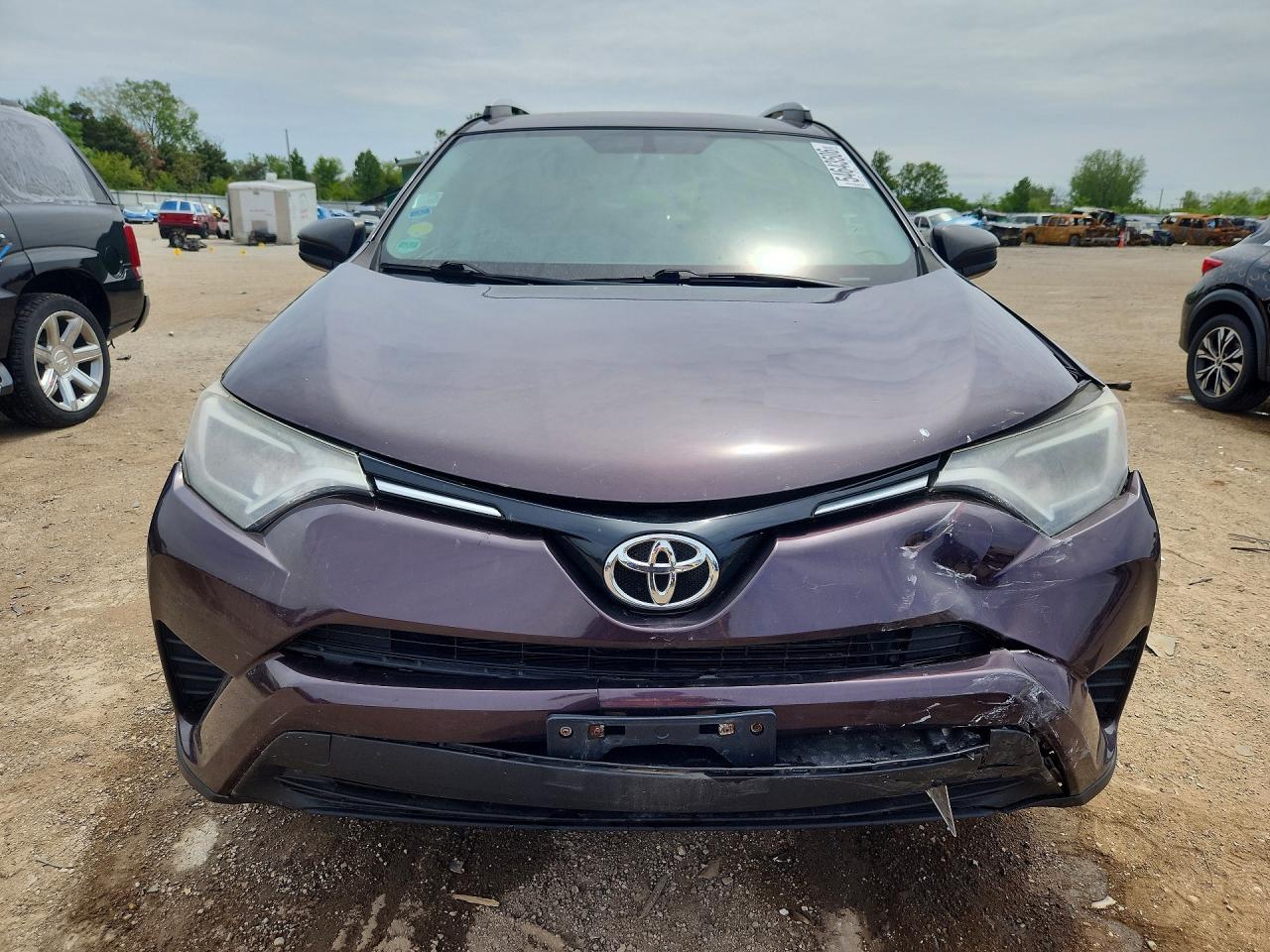 2016 TOYOTA RAV4 LE photo 5