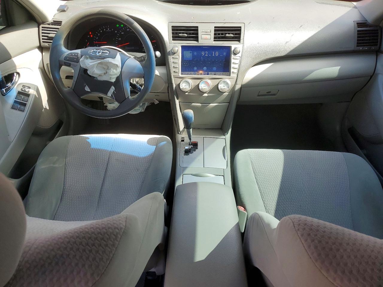 2011 TOYOTA CAMRY LE photo 15