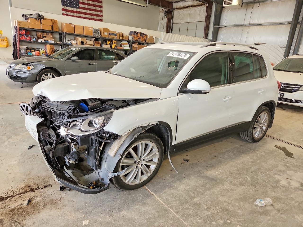 2016 VOLKSWAGEN TIGUAN