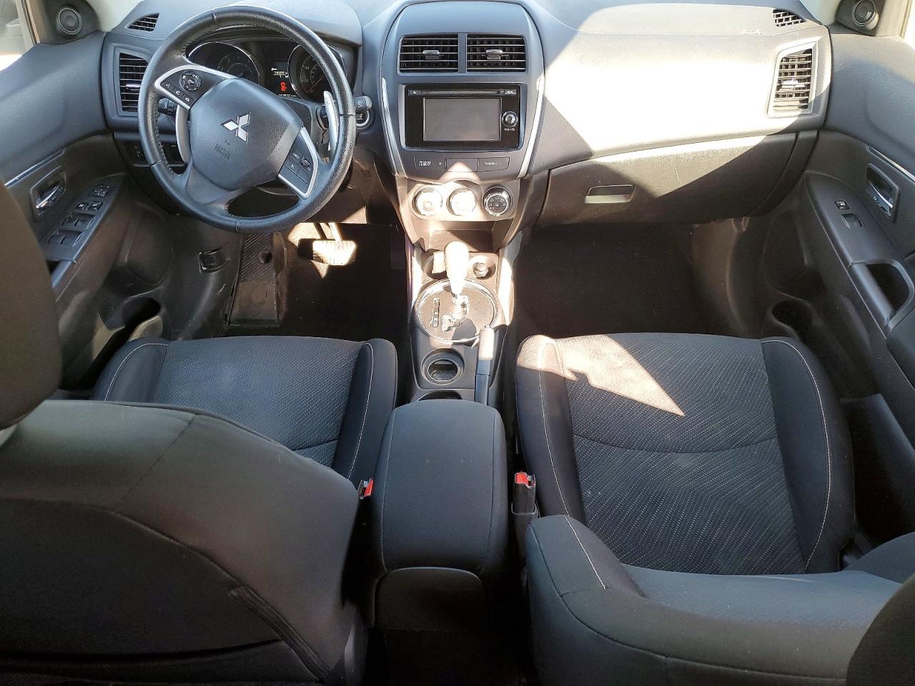 2014 MITSUBISHI OUTLANDER SPORT SE photo 8