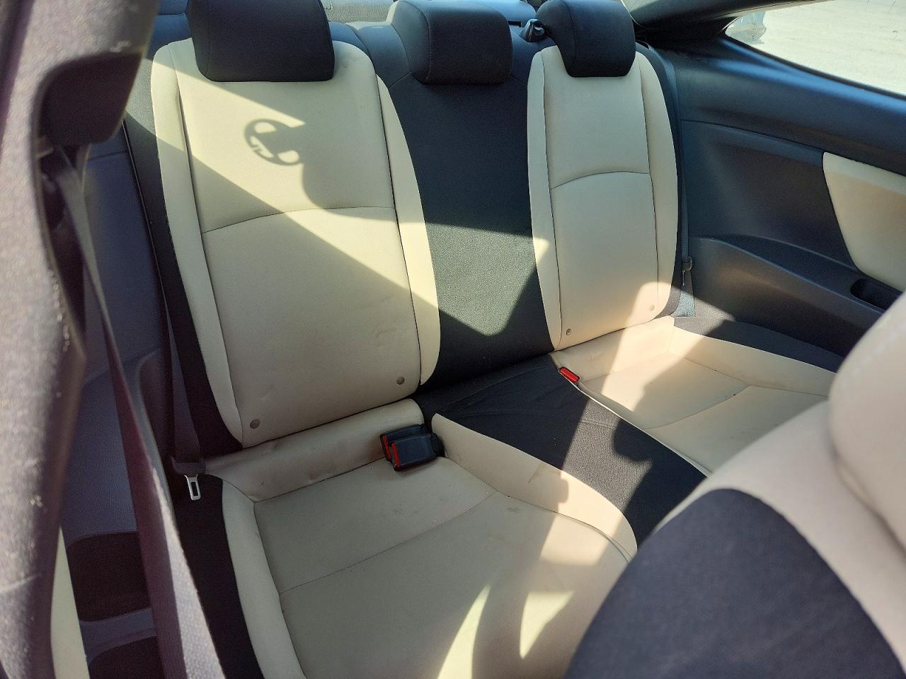 2017 HONDA CIVIC LX photo 19