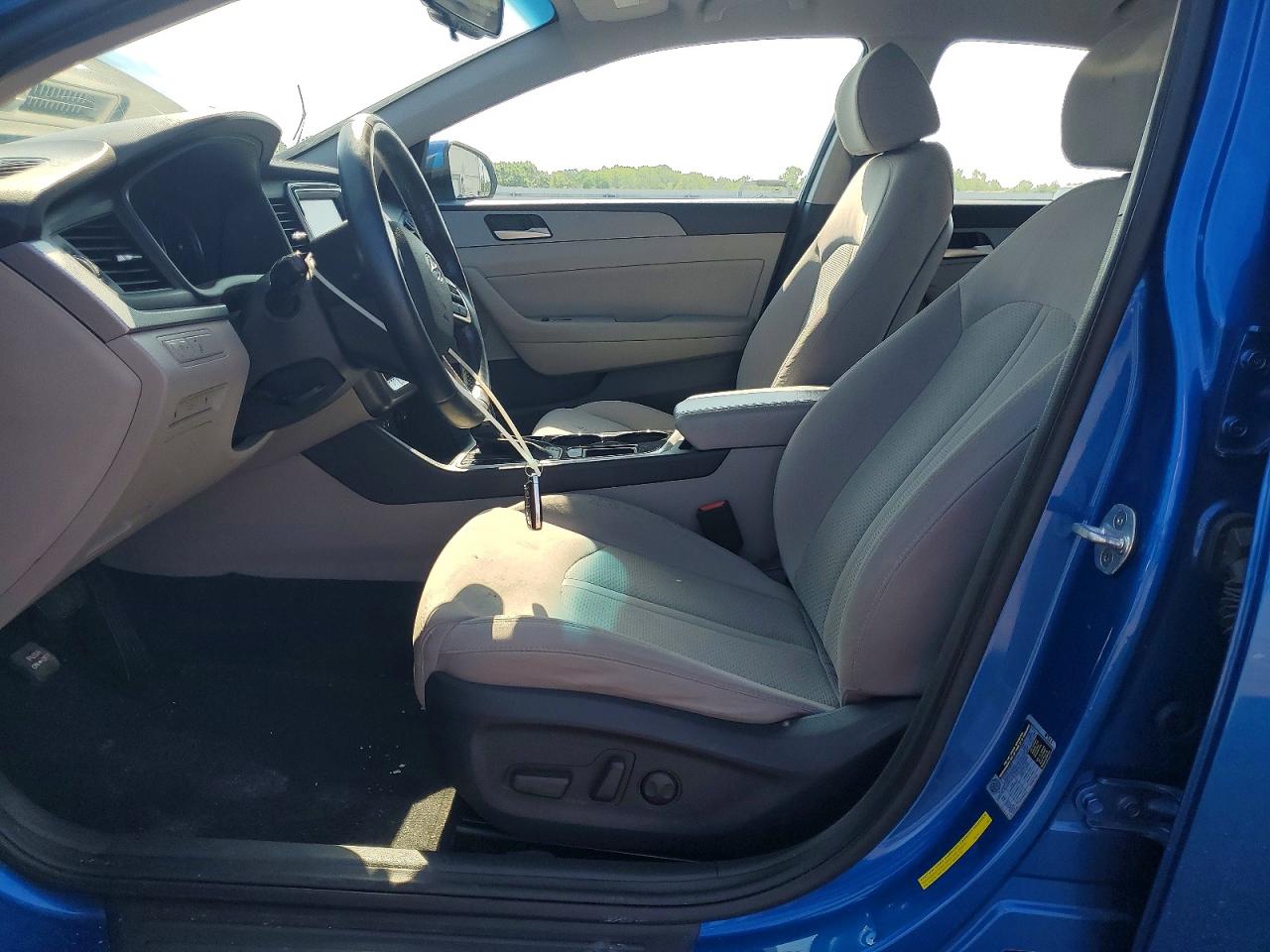 2018 HYUNDAI SONATA SEL photo 19