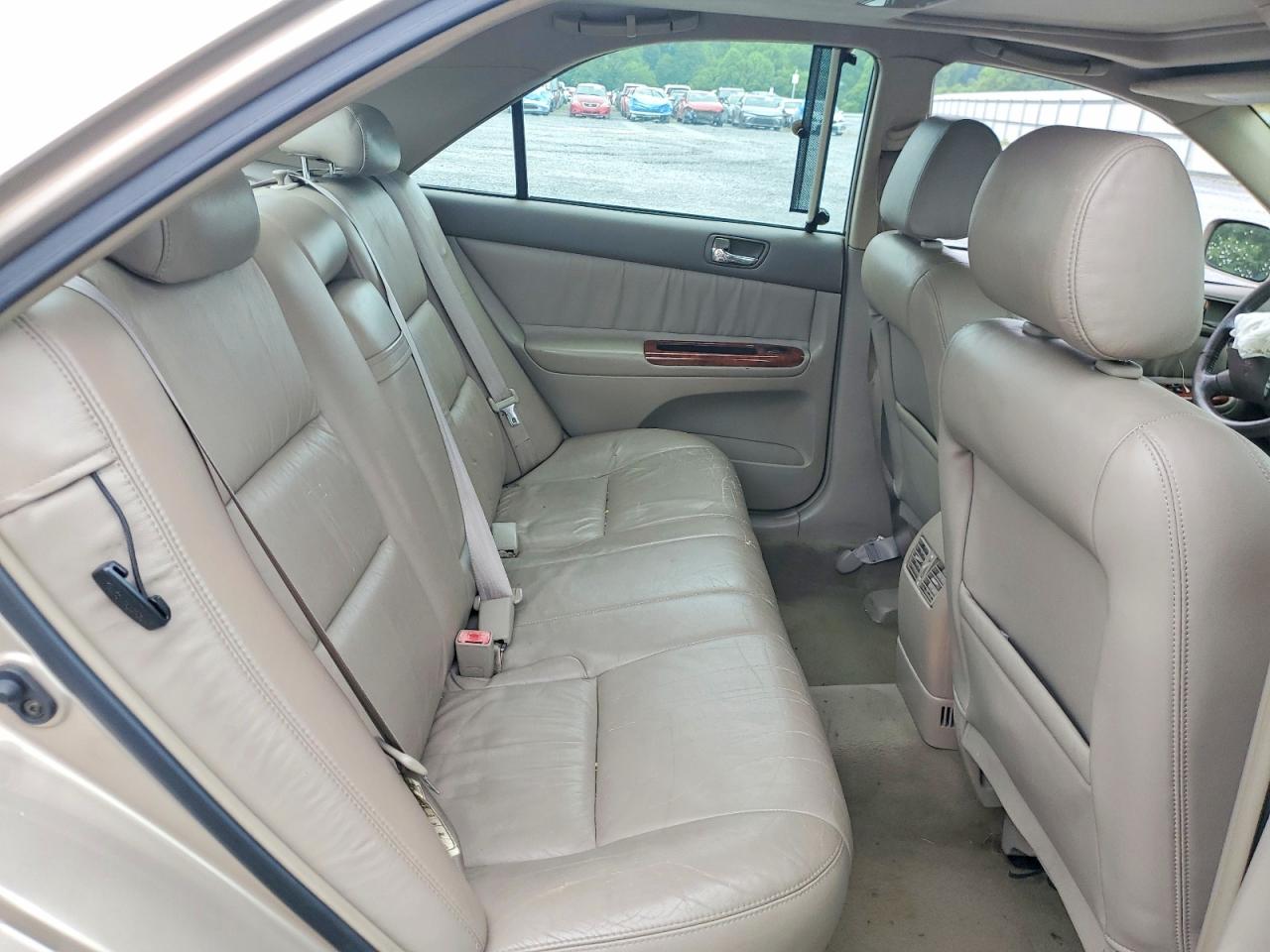 2003 TOYOTA CAMRY XLE photo 19