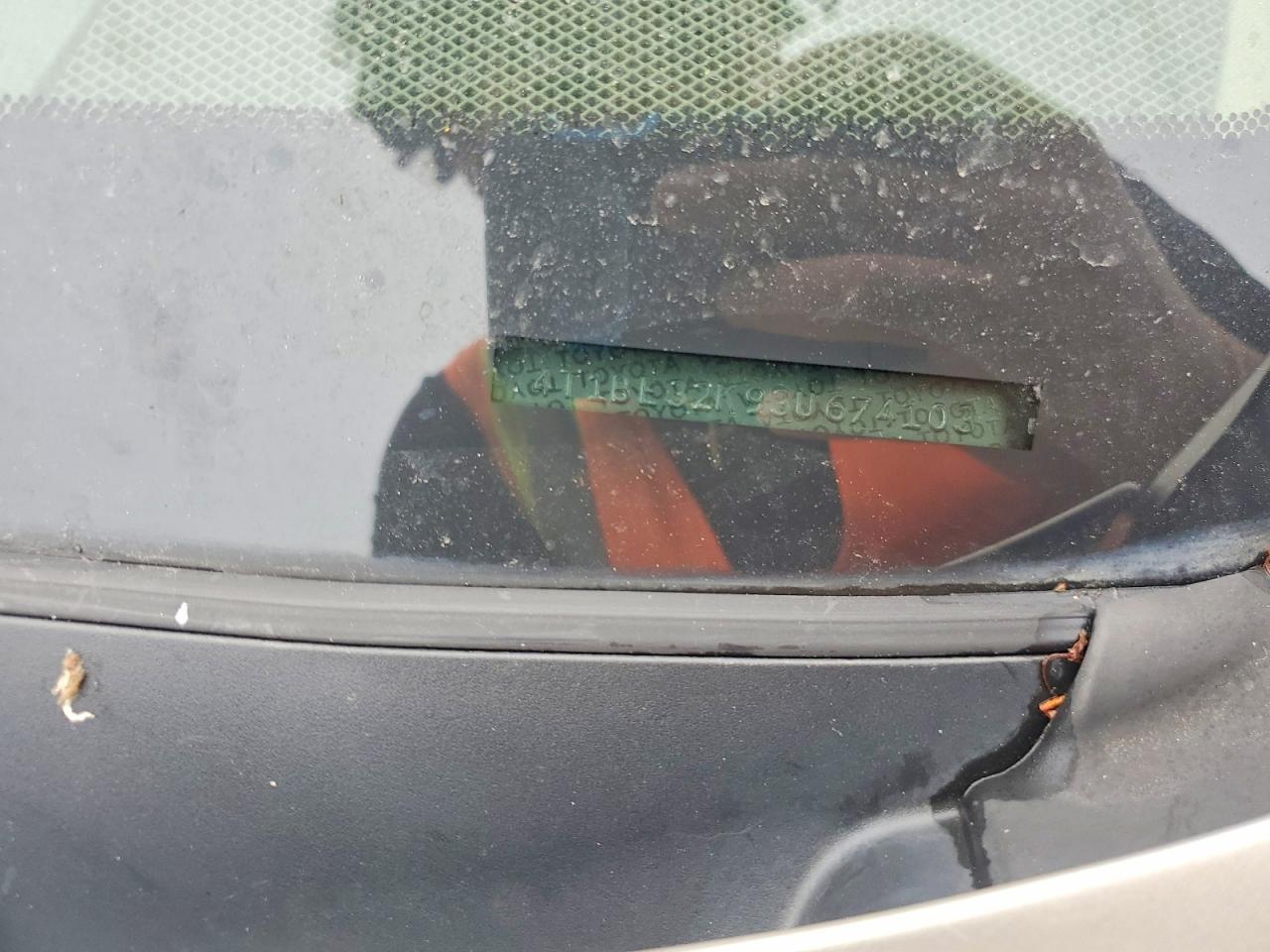 2003 TOYOTA CAMRY XLE photo 23