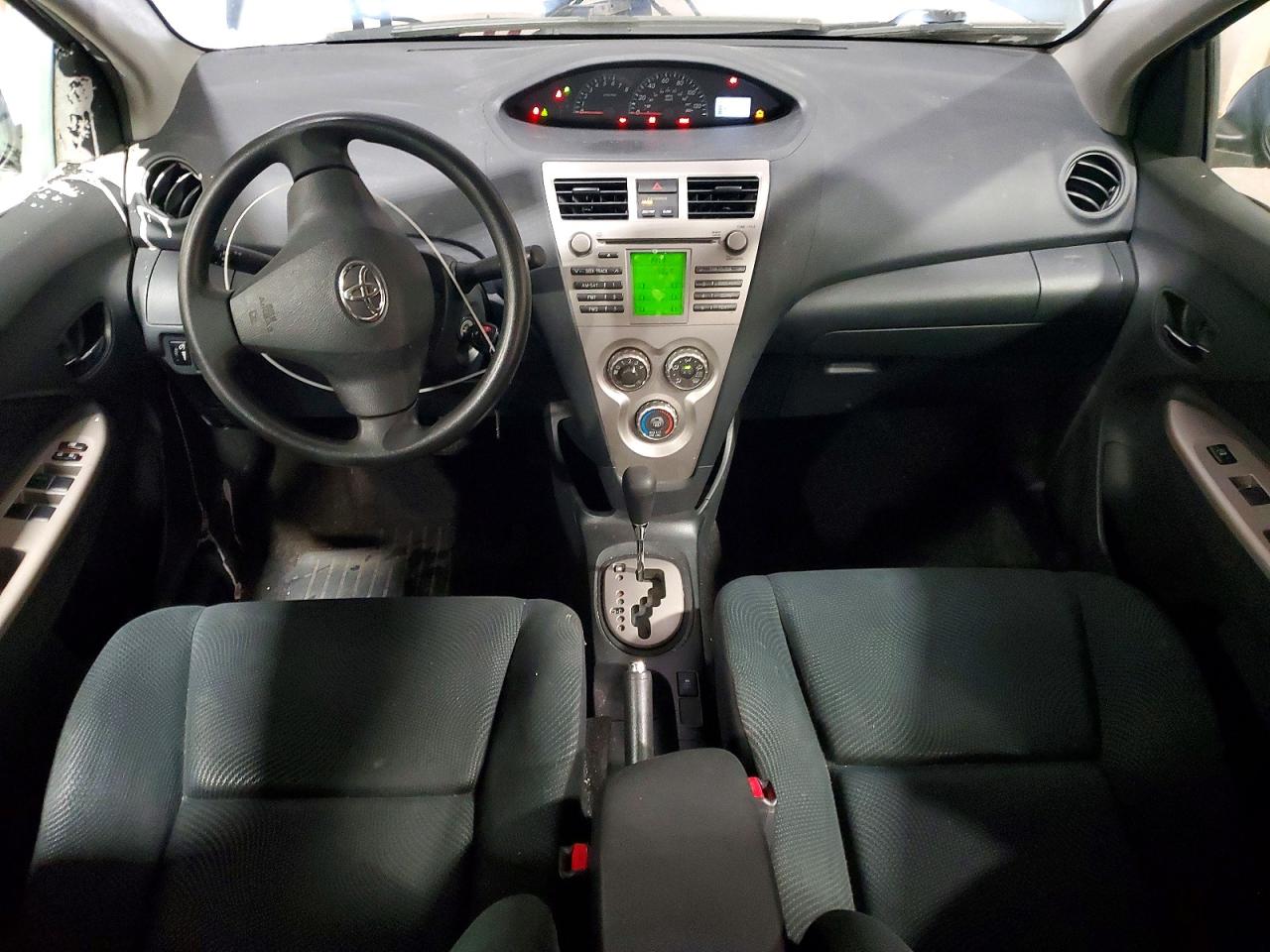 2010 TOYOTA YARIS BASE photo 15