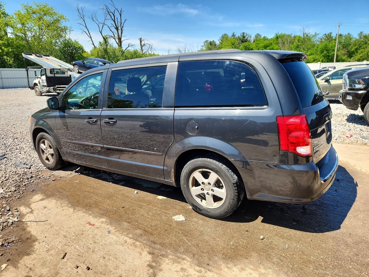 2012 DODGE GRAND CARAVAN SXT photo 2