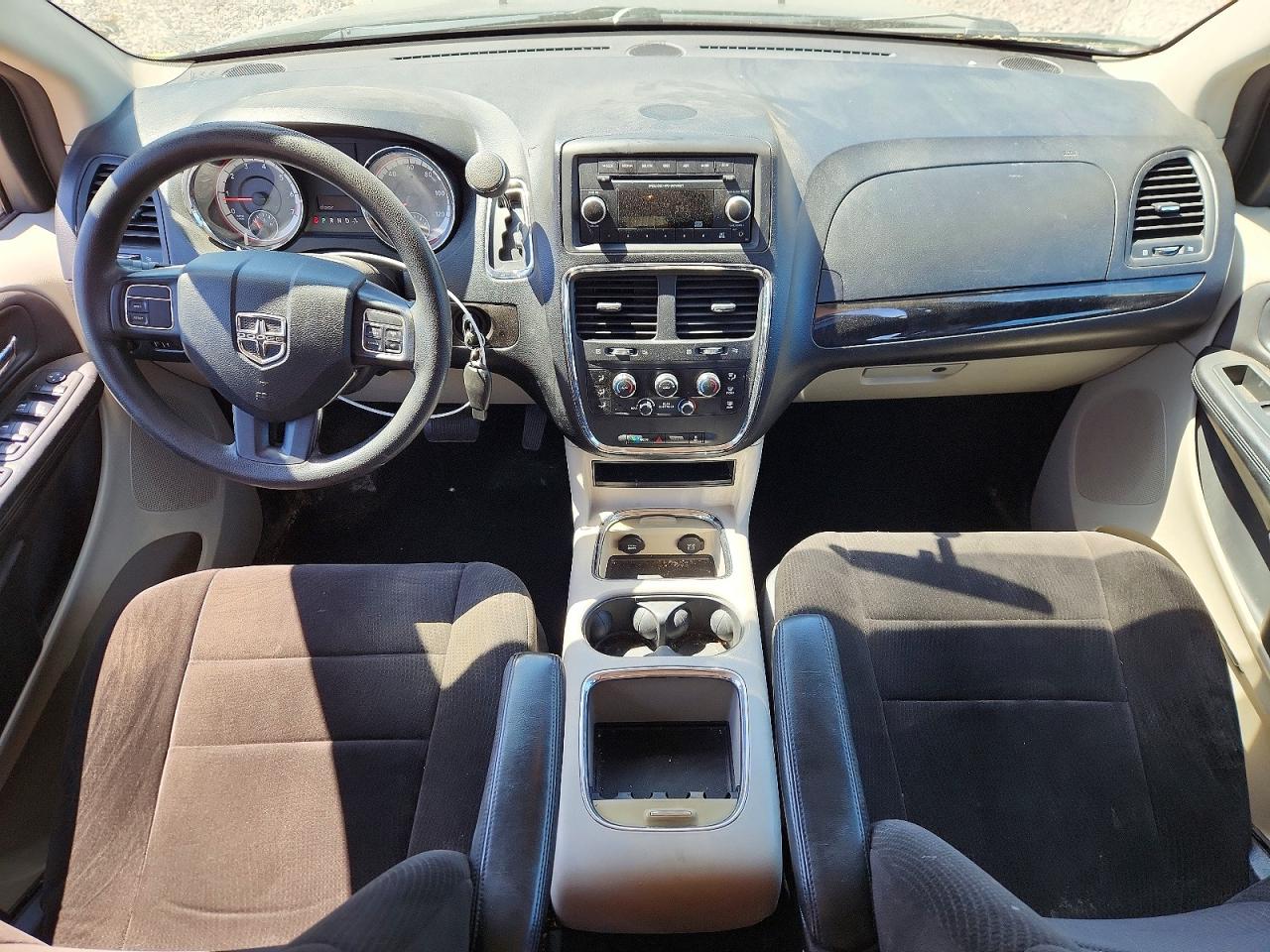 2012 DODGE GRAND CARAVAN SXT photo 8