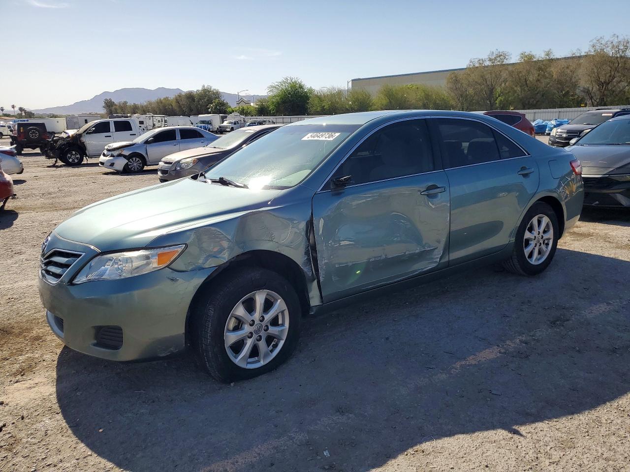 2011 TOYOTA CAMRY