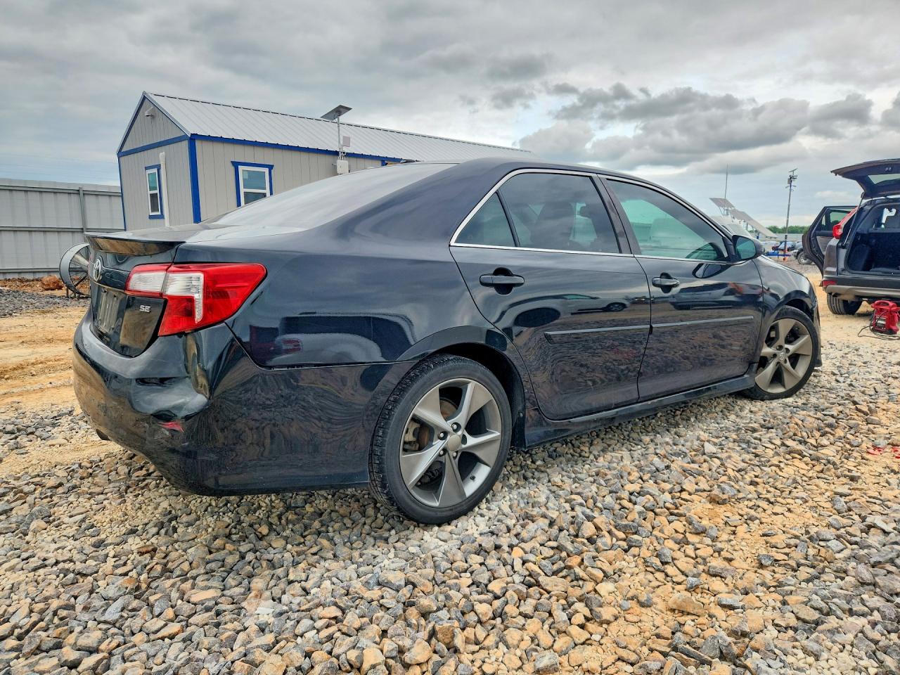 2013 TOYOTA CAMRY SE V6 photo 7
