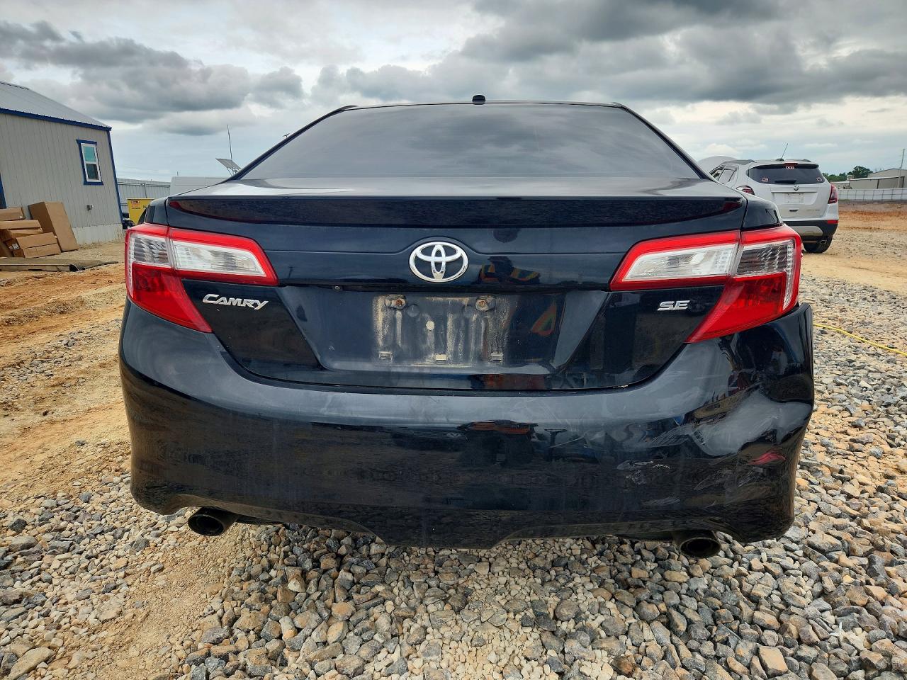 2013 TOYOTA CAMRY SE V6 photo 16