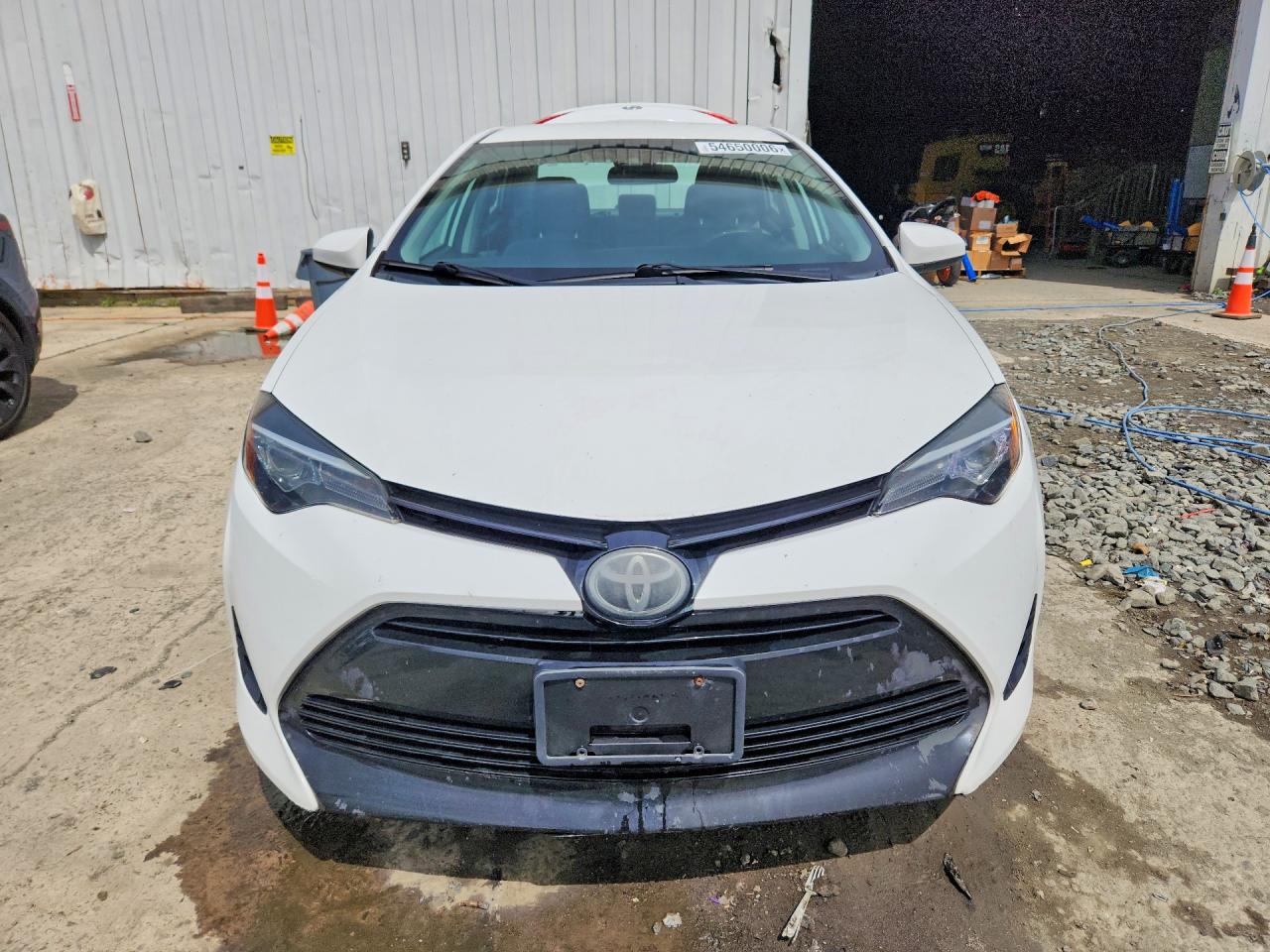 2018 TOYOTA COROLLA LE photo 5
