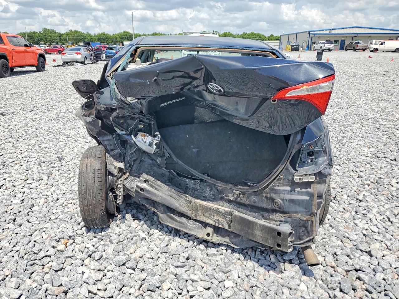 2015 TOYOTA COROLLA L photo 11