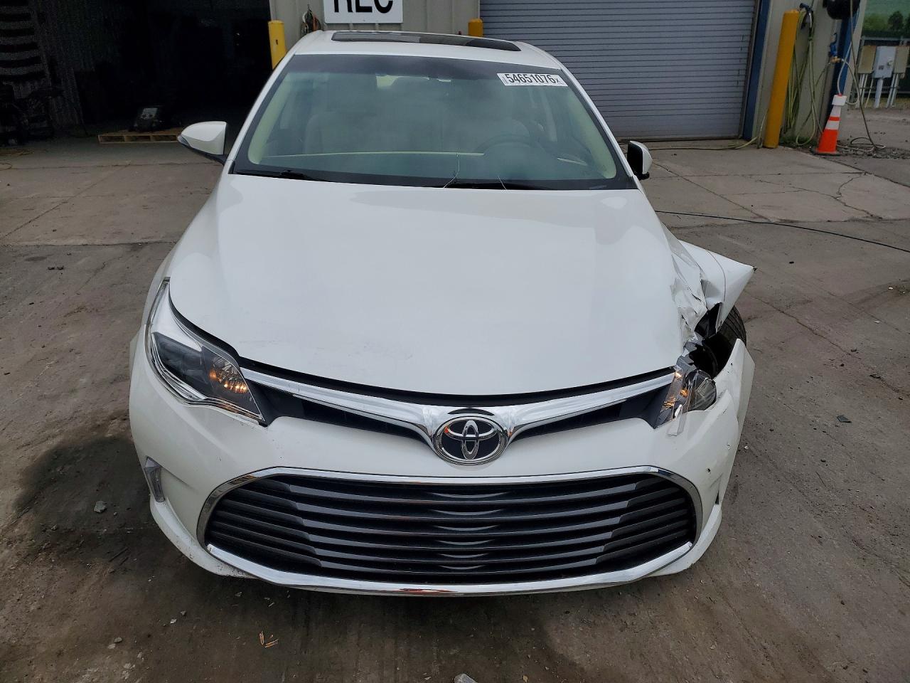 2016 TOYOTA AVALON XLE PREMIUM photo 9