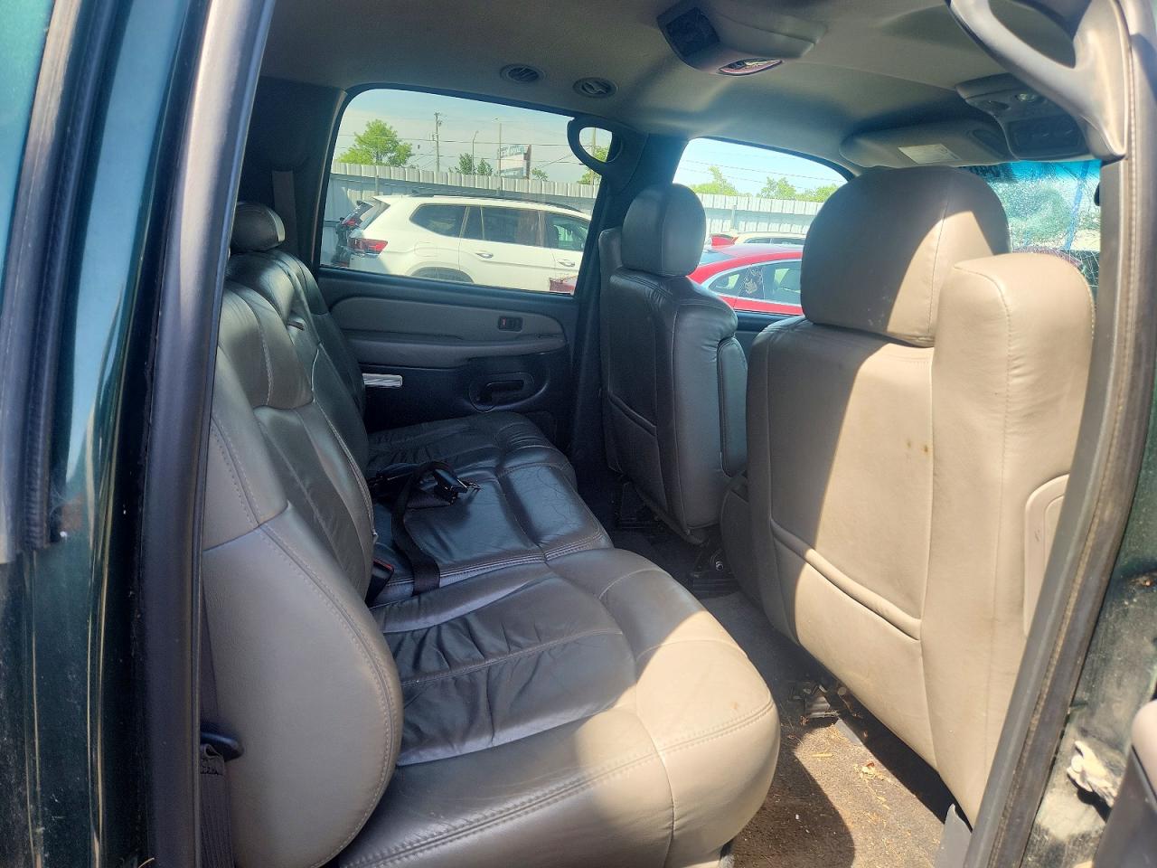 2002 CHEVROLET SUBURBAN K1500 photo 21