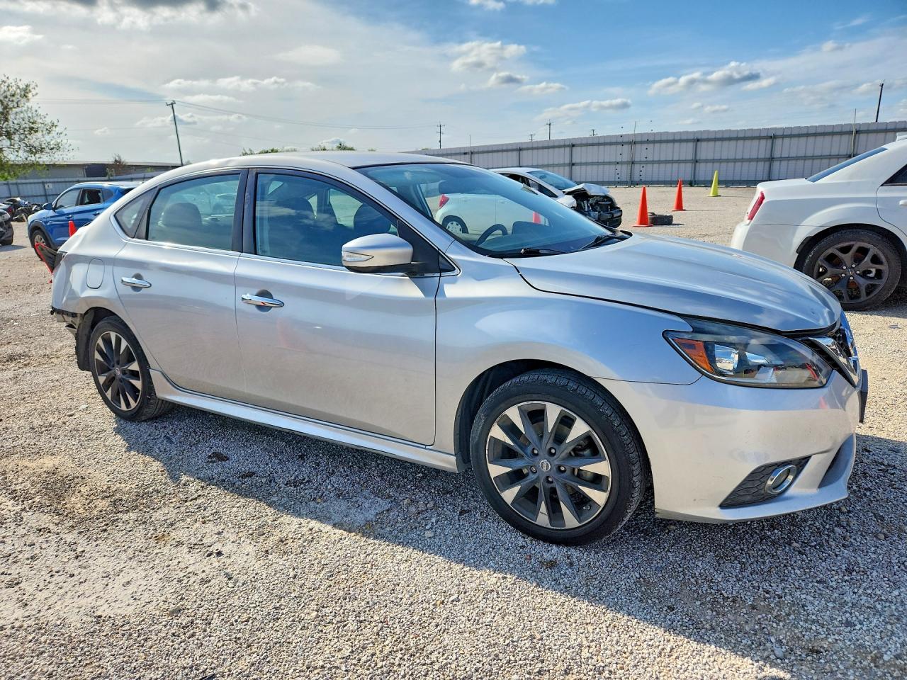 2016 NISSAN SENTRA SR photo 10