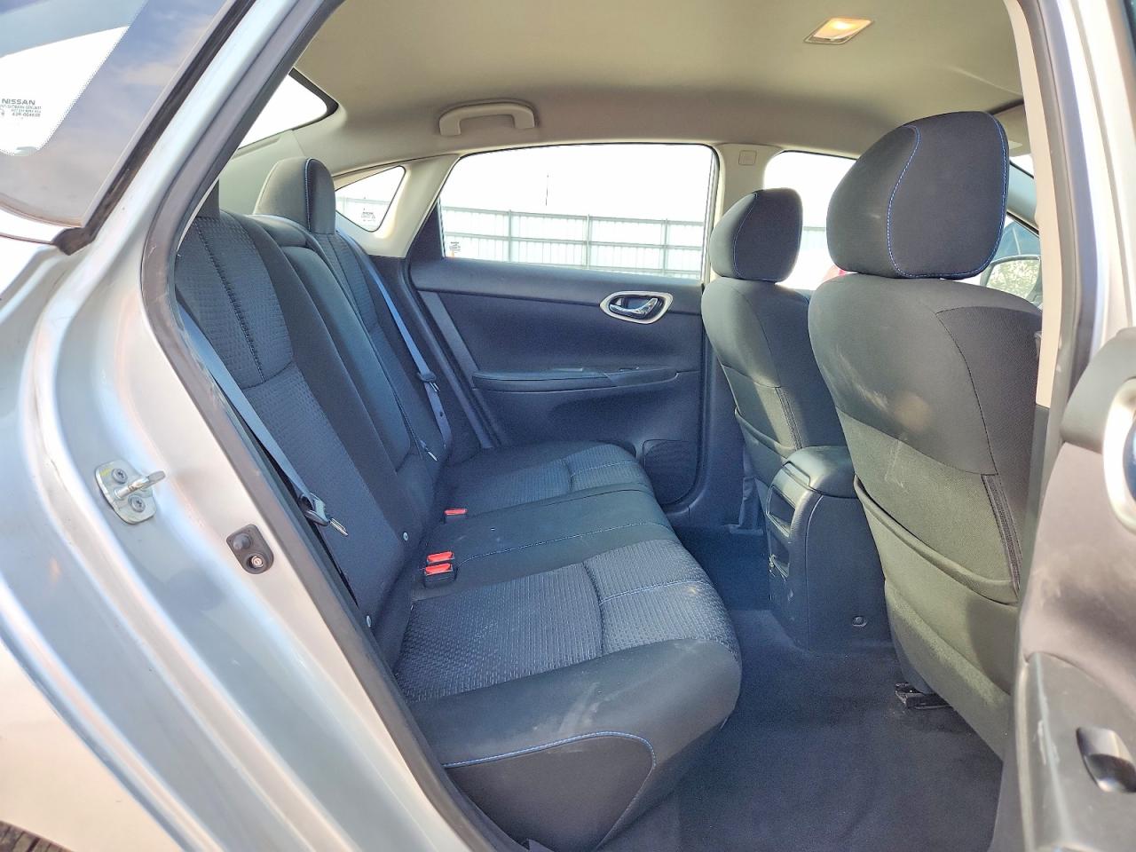 2016 NISSAN SENTRA SR photo 28
