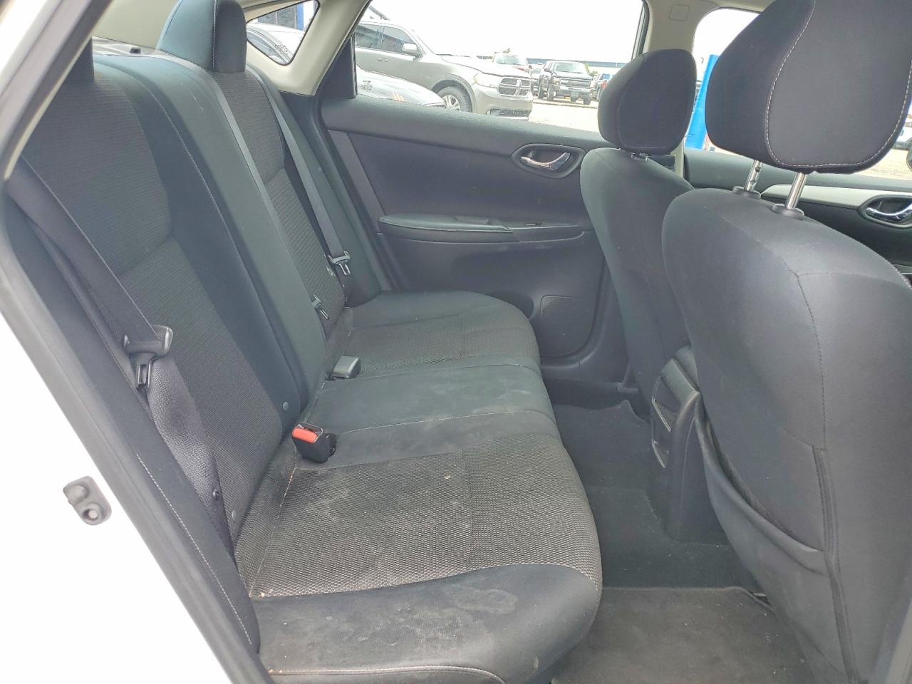 2019 NISSAN SENTRA S photo 10