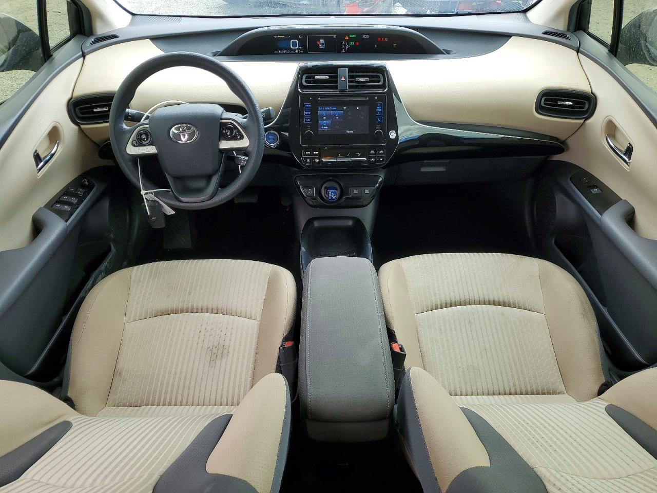2016 TOYOTA PRIUS TWO photo 8
