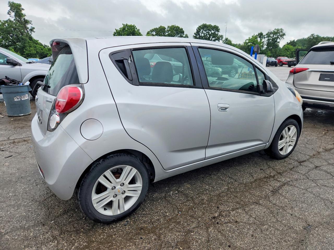 2015 CHEVROLET SPARK 1LT photo 5