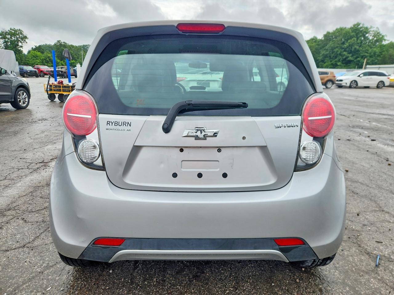 2015 CHEVROLET SPARK 1LT photo 11
