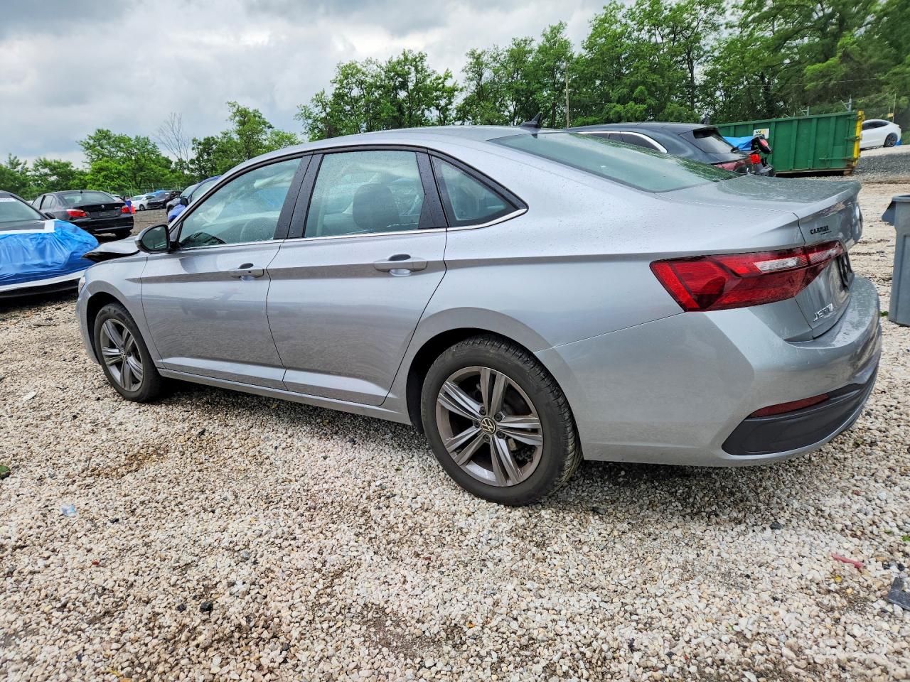 2024 VOLKSWAGEN JETTA SE photo 3