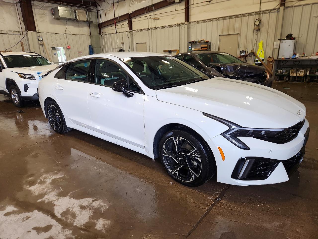 2025 KIA K5 GT LINE photo 7
