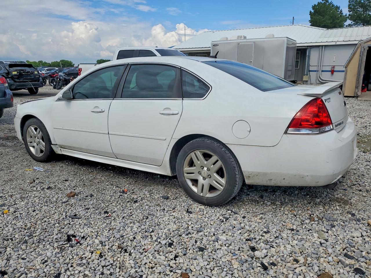 2012 CHEVROLET IMPALA LT photo 2