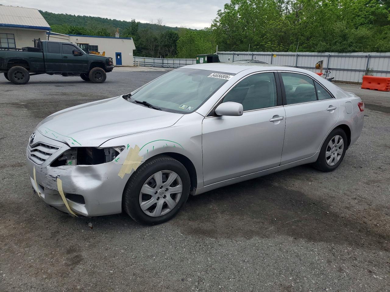 2011 TOYOTA CAMRY