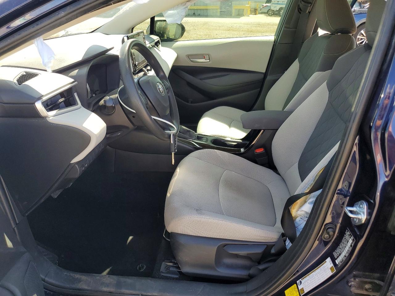 2021 TOYOTA COROLLA LE photo 19