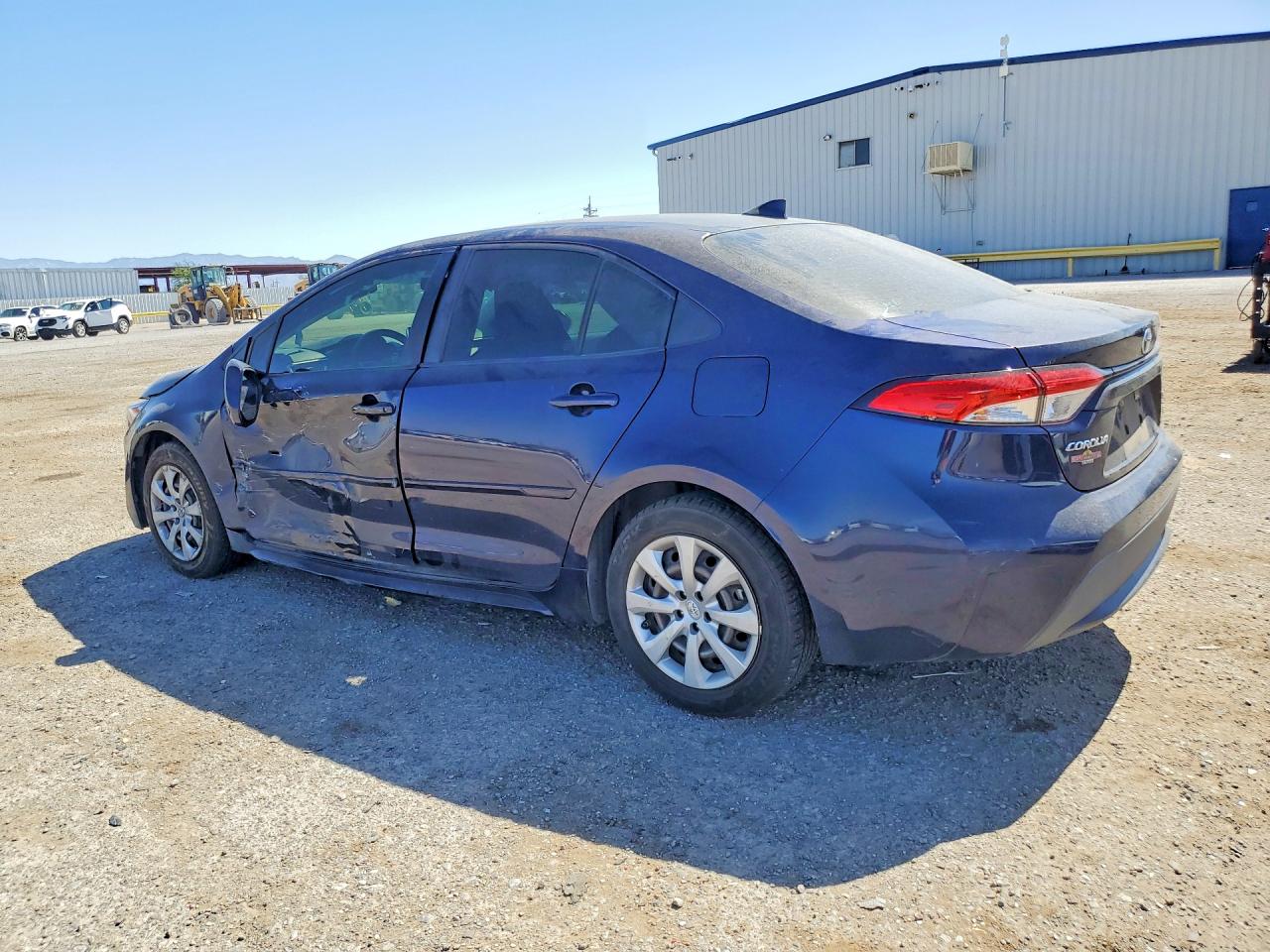 2021 TOYOTA COROLLA LE photo 4