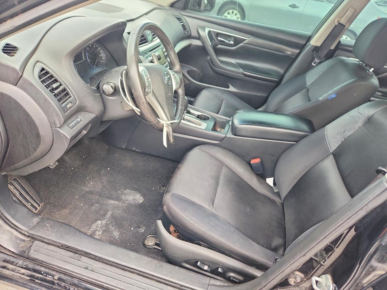 2017 NISSAN ALTIMA 2.5 SR photo 19