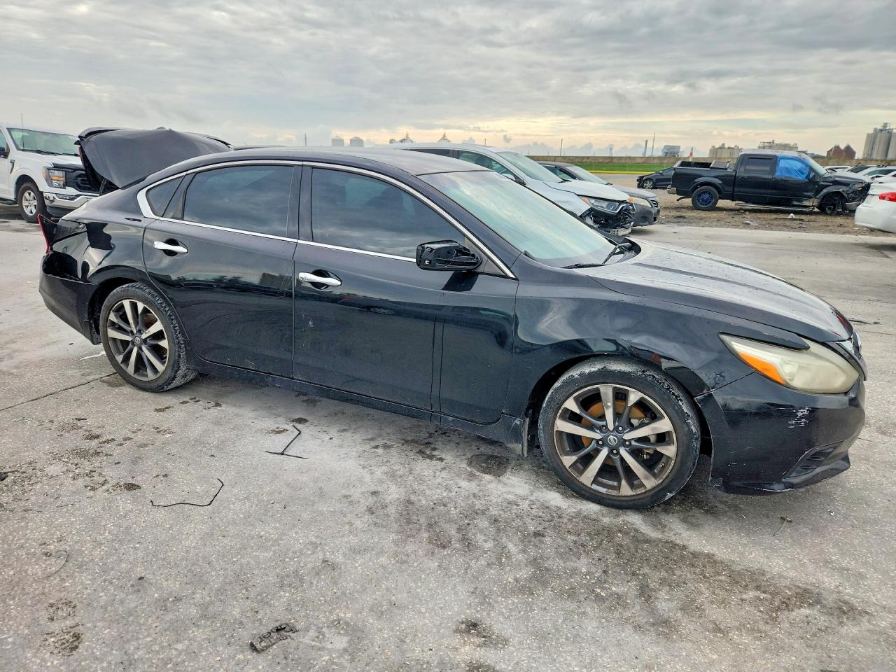 2017 NISSAN ALTIMA 2.5 SR photo 10