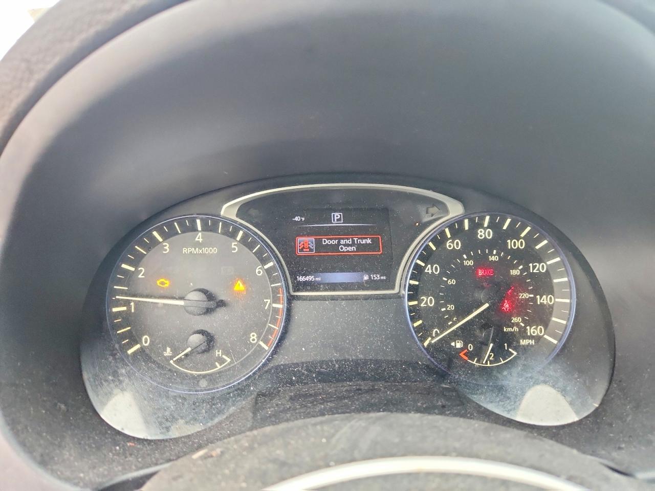 2017 NISSAN ALTIMA 2.5 SR photo 25