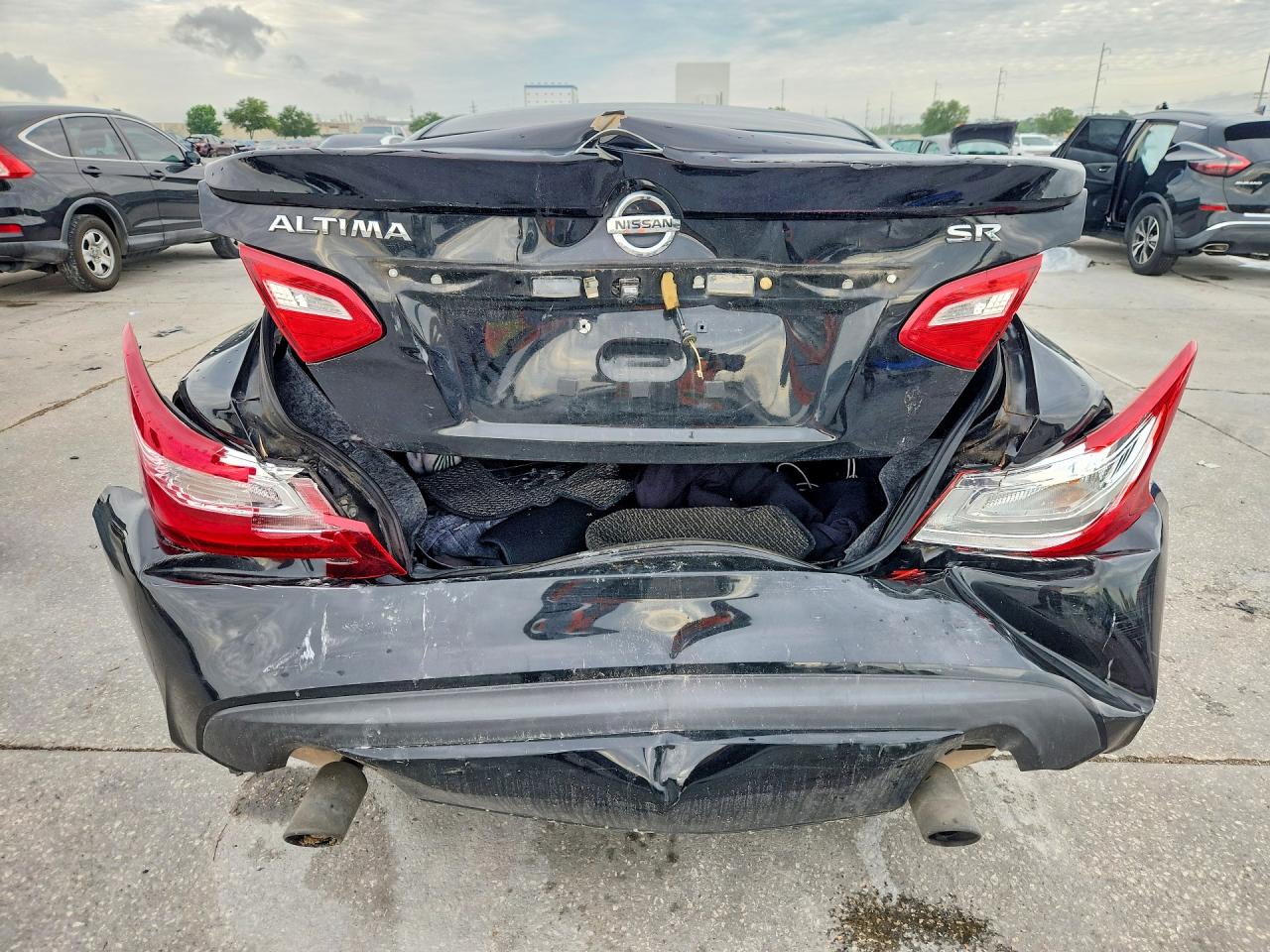 2017 NISSAN ALTIMA 2.5 SR photo 16