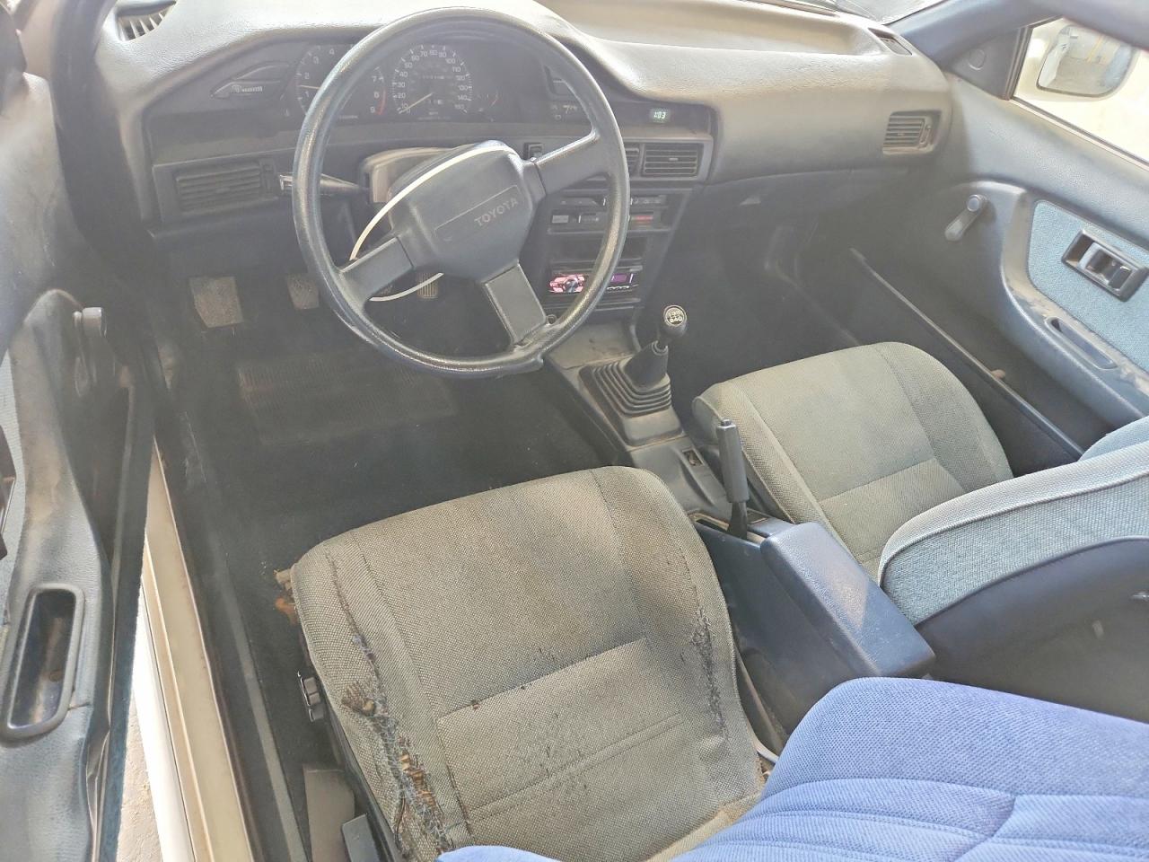 1989 TOYOTA COROLLA GT-S photo 15