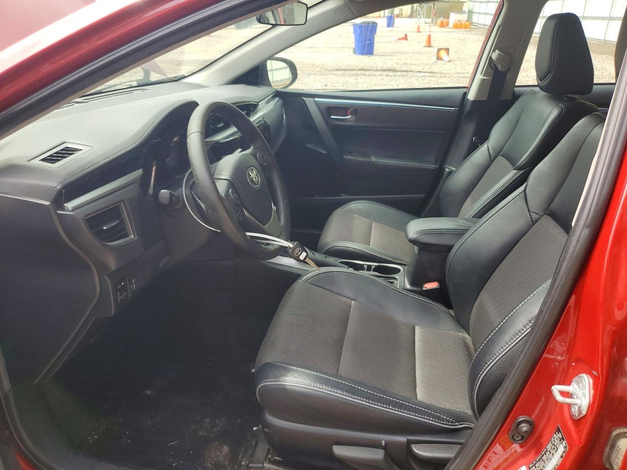 2015 TOYOTA COROLLA S PLUS photo 19