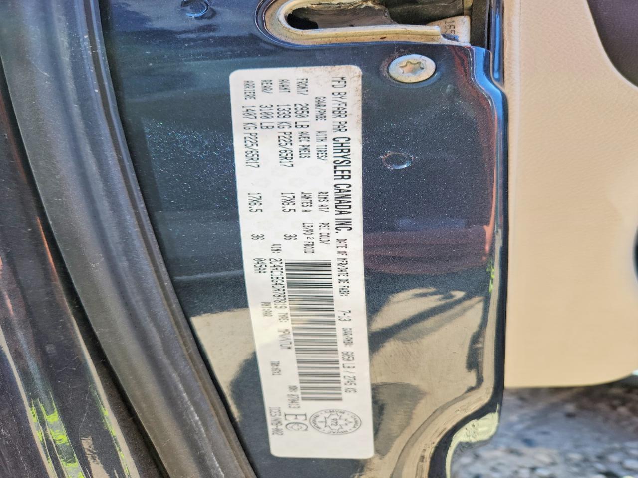 2013 CHRYSLER TOWN & COUNTRY TOURING photo 37