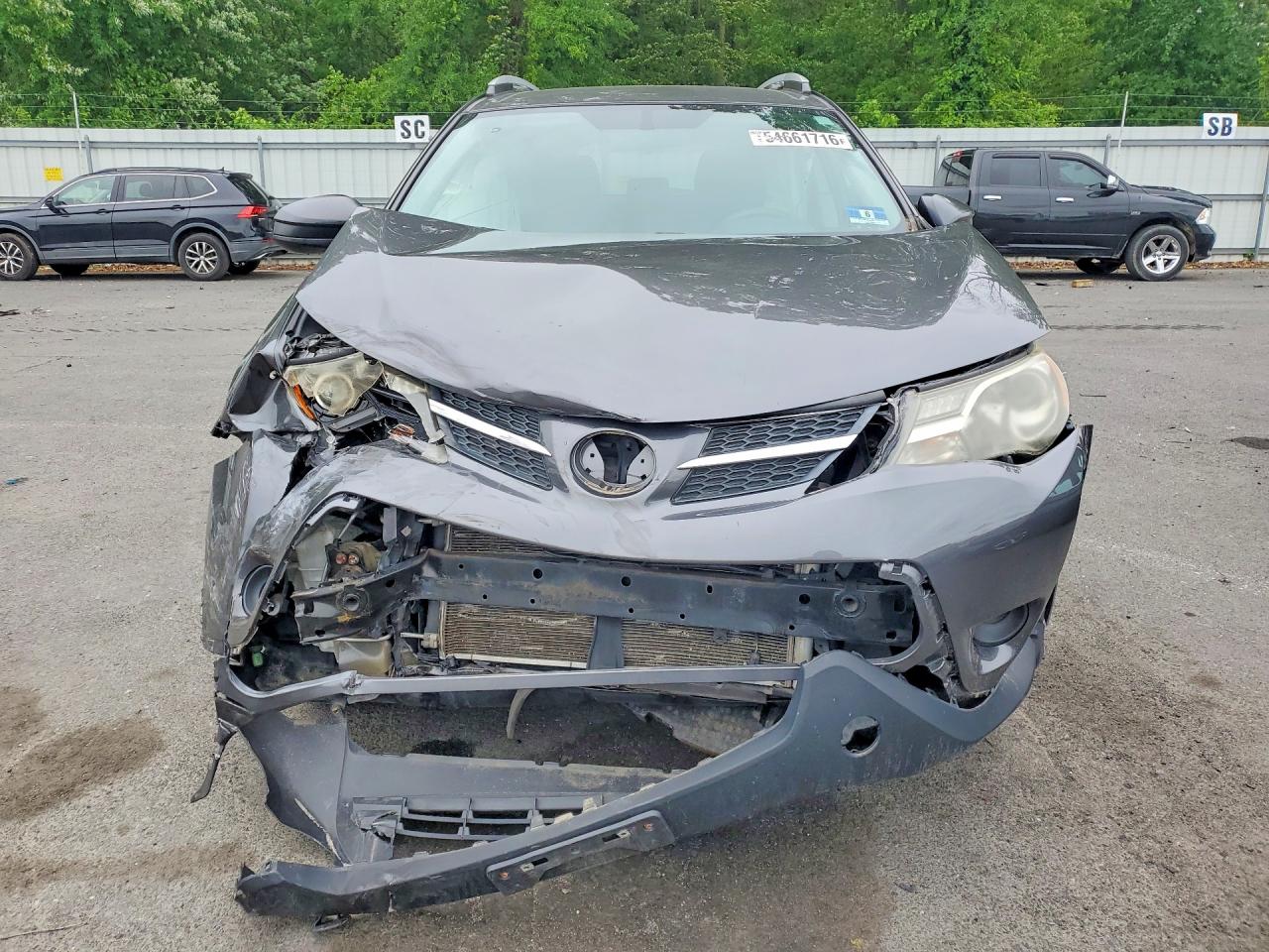 2014 TOYOTA RAV4 LE photo 9