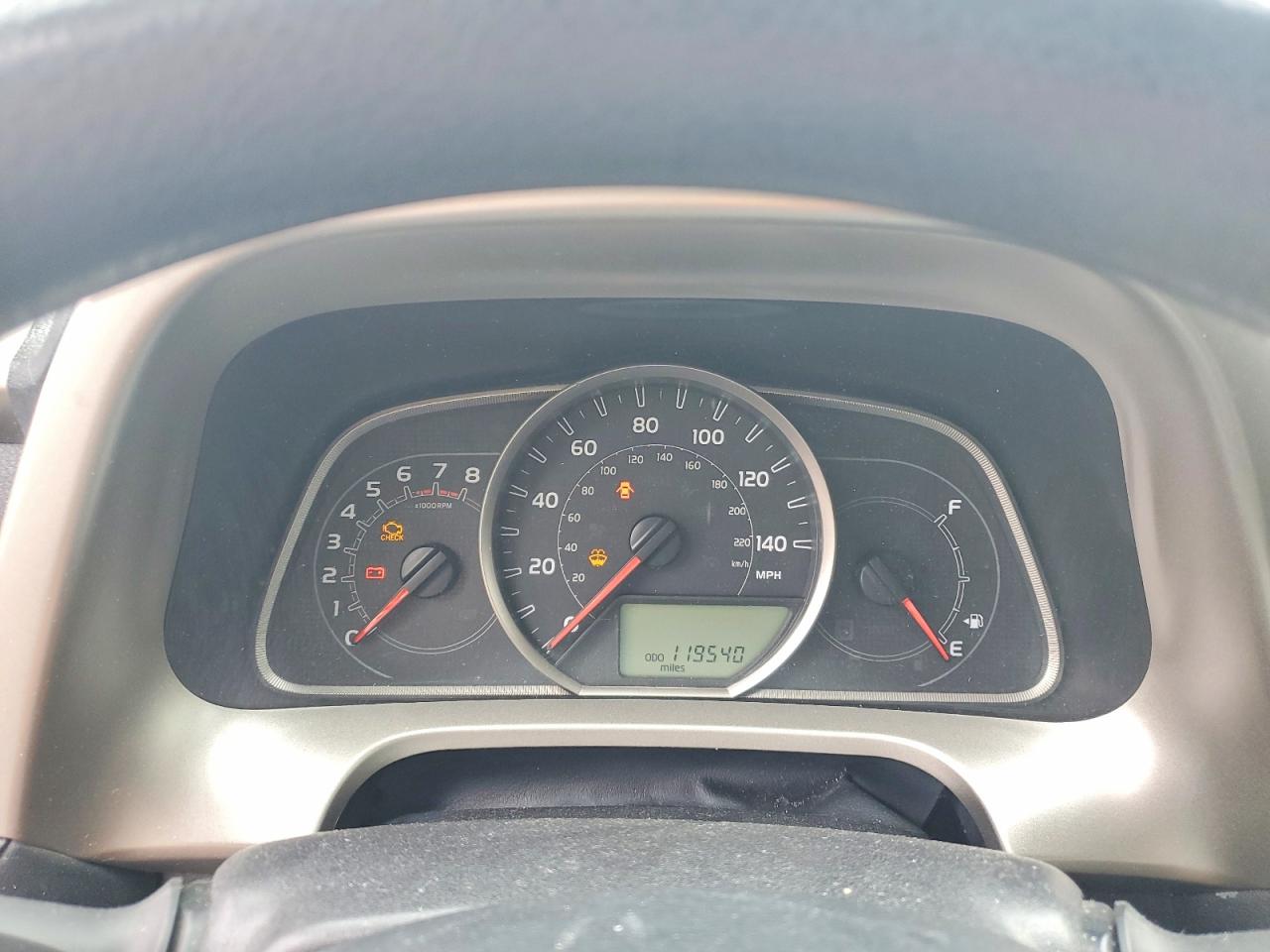 2014 TOYOTA RAV4 LE photo 17