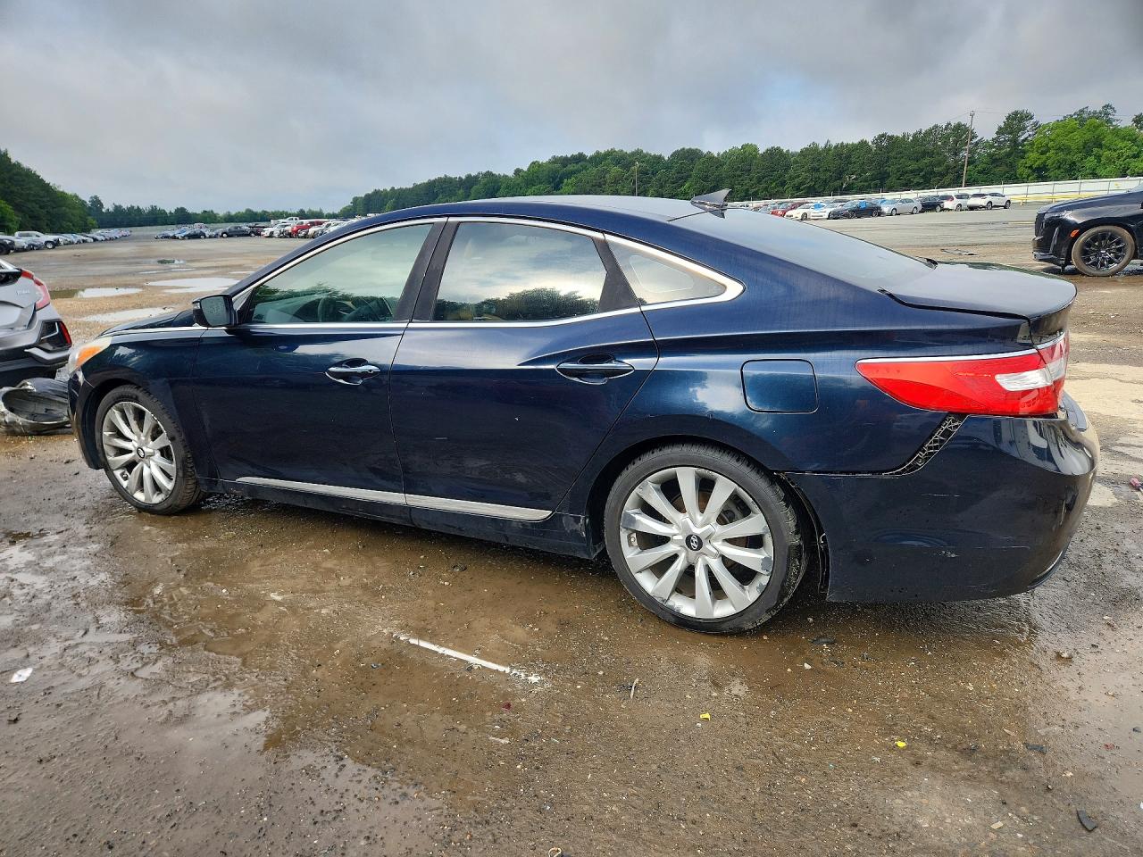 2013 HYUNDAI AZERA BASE photo 4