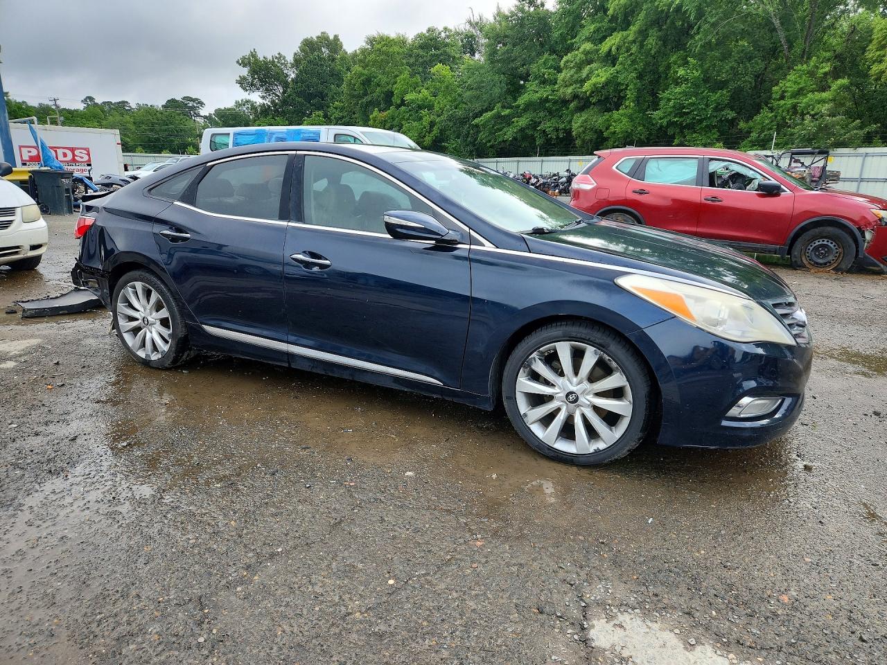 2013 HYUNDAI AZERA BASE photo 10
