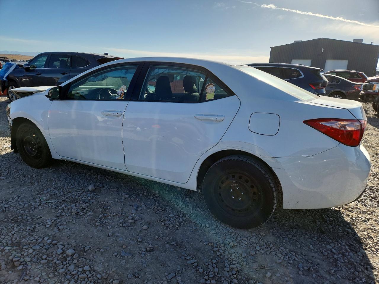 2017 TOYOTA COROLLA LE photo 3