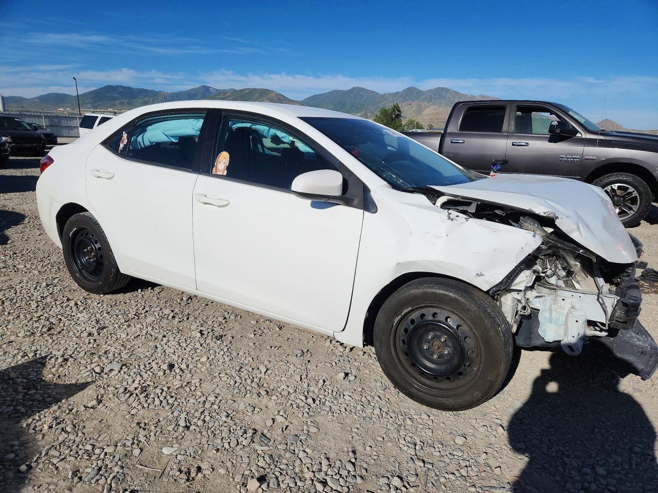 2017 TOYOTA COROLLA LE photo 7