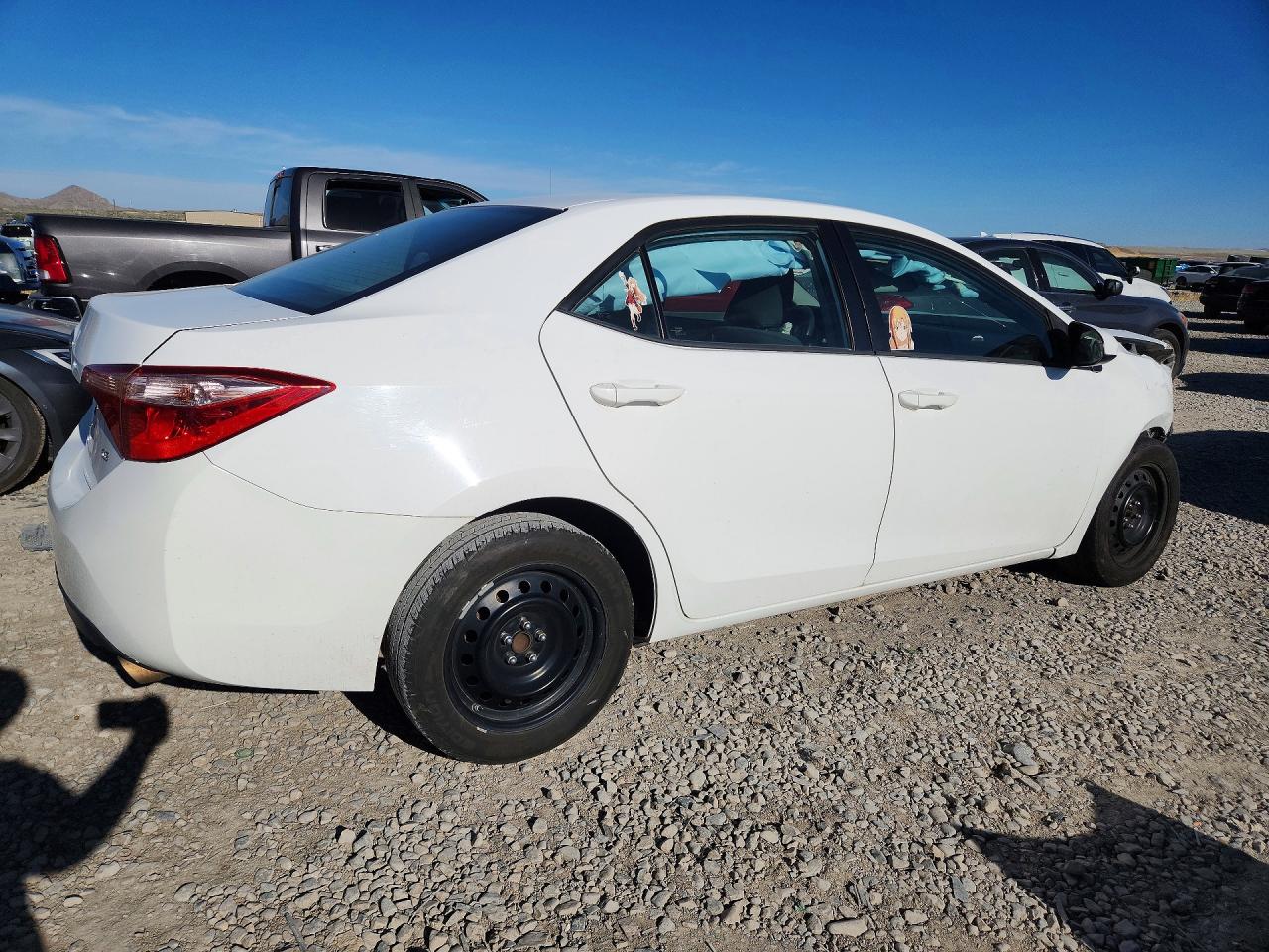 2017 TOYOTA COROLLA LE photo 5