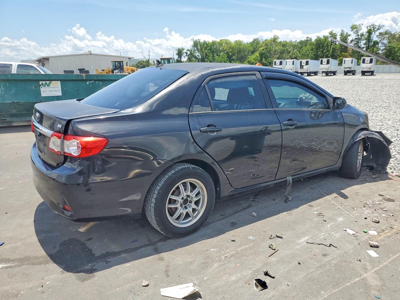 2011 TOYOTA COROLLA LE photo 7