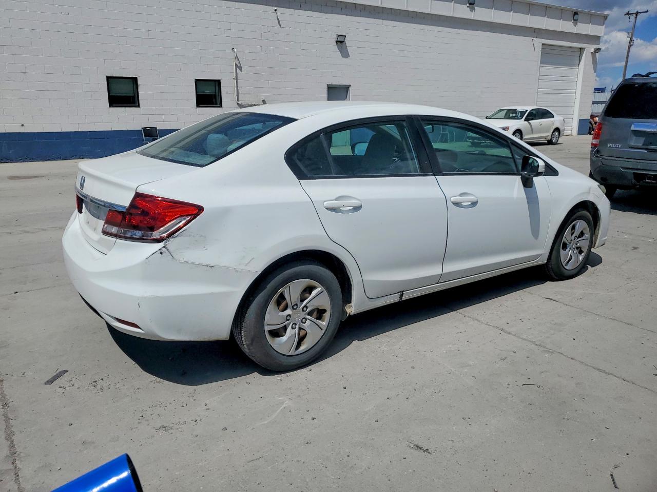 2014 HONDA CIVIC LX photo 3
