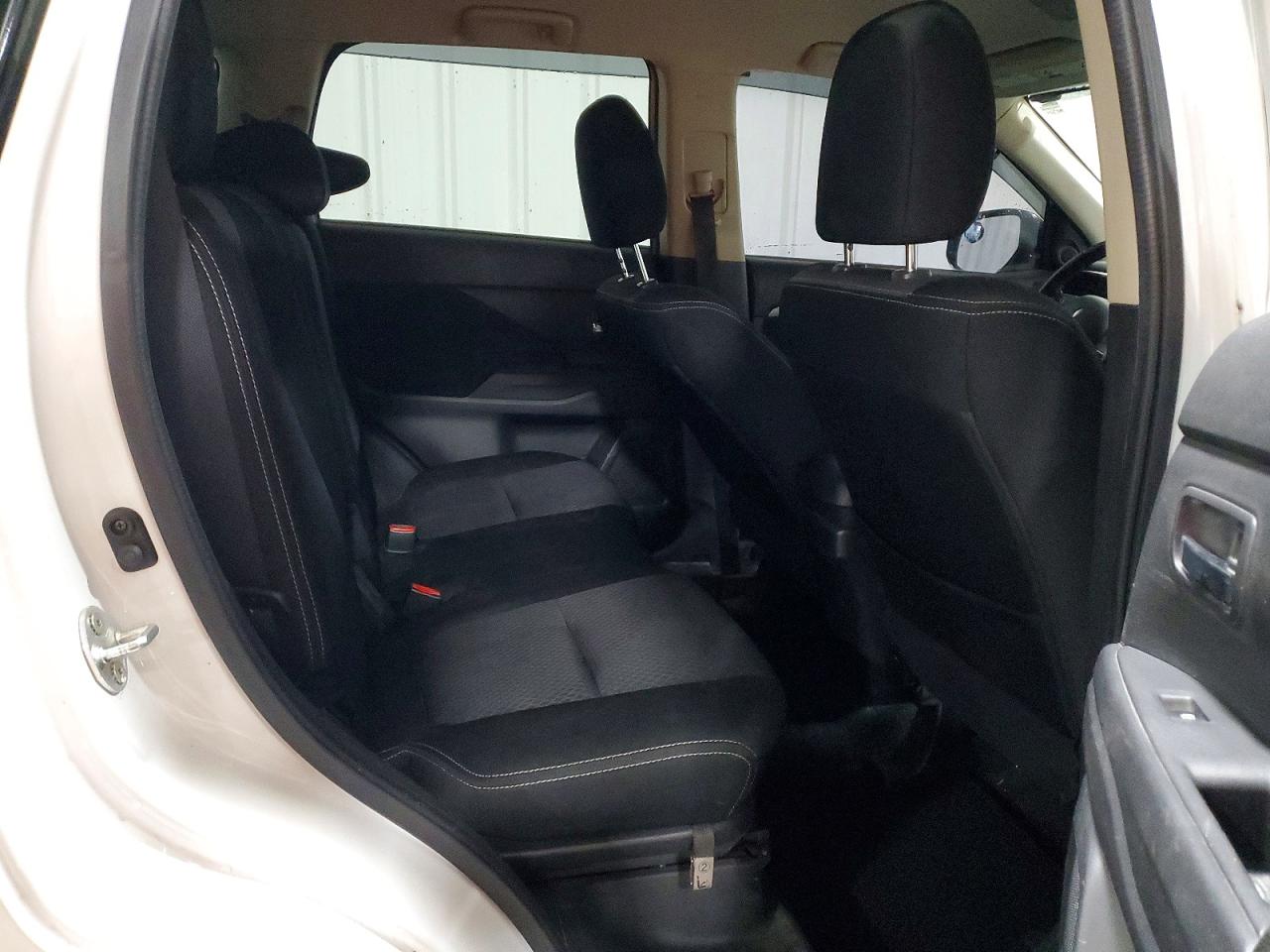 2016 MITSUBISHI OUTLANDER SE photo 21